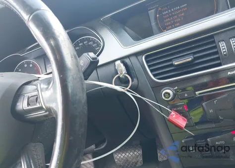 2013 Audi A4 2.0T Premium из США, поврежденный, VIN WAUAFAFL3DN029055